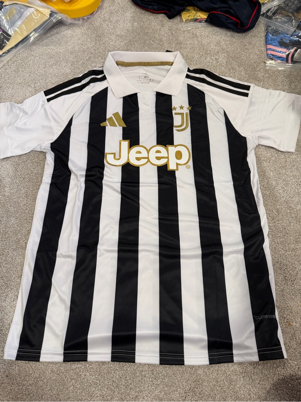 Juventus home 26/27 Black & White Striped Soccer Jersey slim fit kit